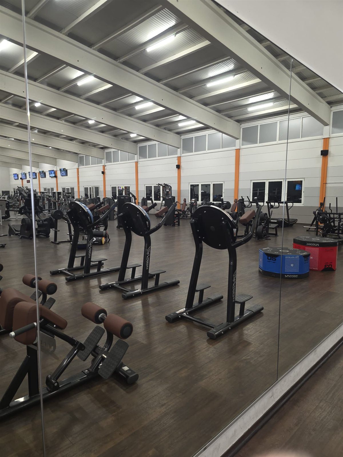ADK-Service – Fitnessstudio-Reinigung in Offenbach, Hanau & Rhein-Main
