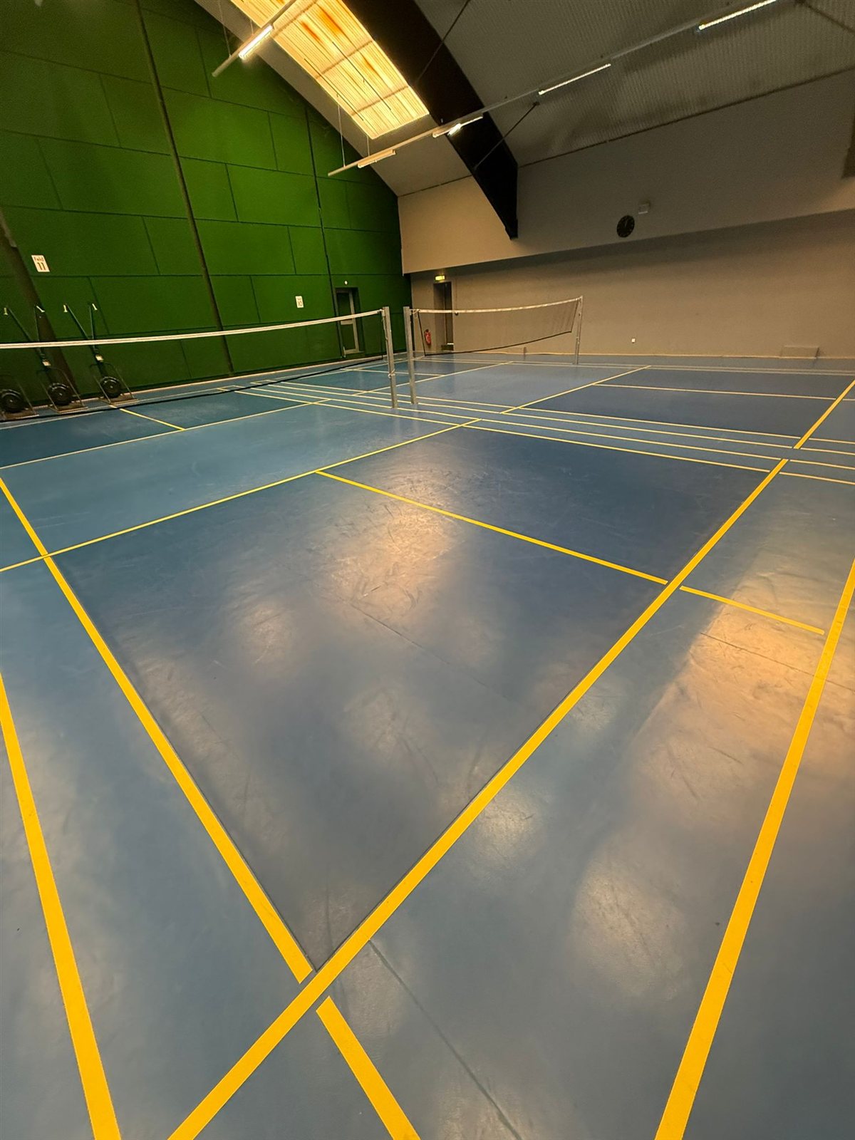 ADK-Service – Sporthallenreinigung in Offenbach, Hanau & Rhein-Main